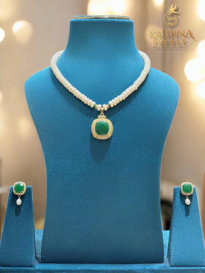 Real Pearls & Emerald Studded Necklace Set