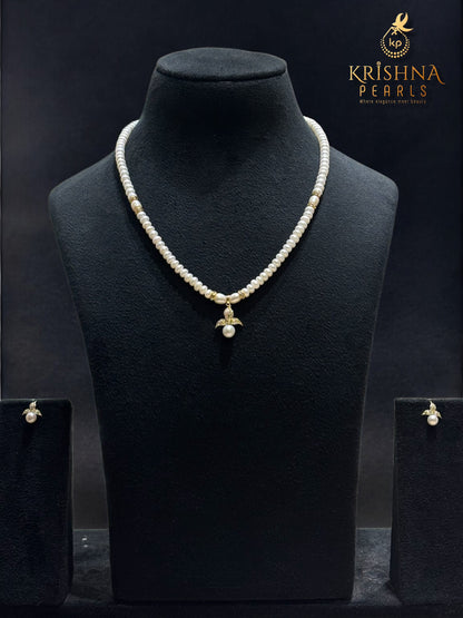 Beautiful Pearl Drop Pendent WIth Pearls Necklace Set