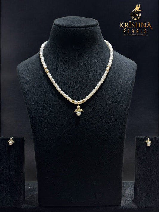 Beautiful Pearl Drop Pendent WIth Pearls Necklace Set