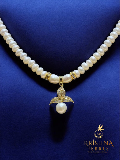 Beautiful Pearl Drop Pendent WIth Pearls Necklace Set