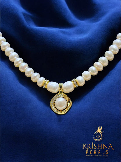 Royal Big Pearl Pendent With MultiColour Pearls Necklace Set