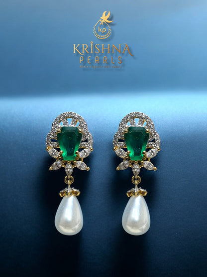 Real Pearls Two Layers Emerald Studded Necklace Set
