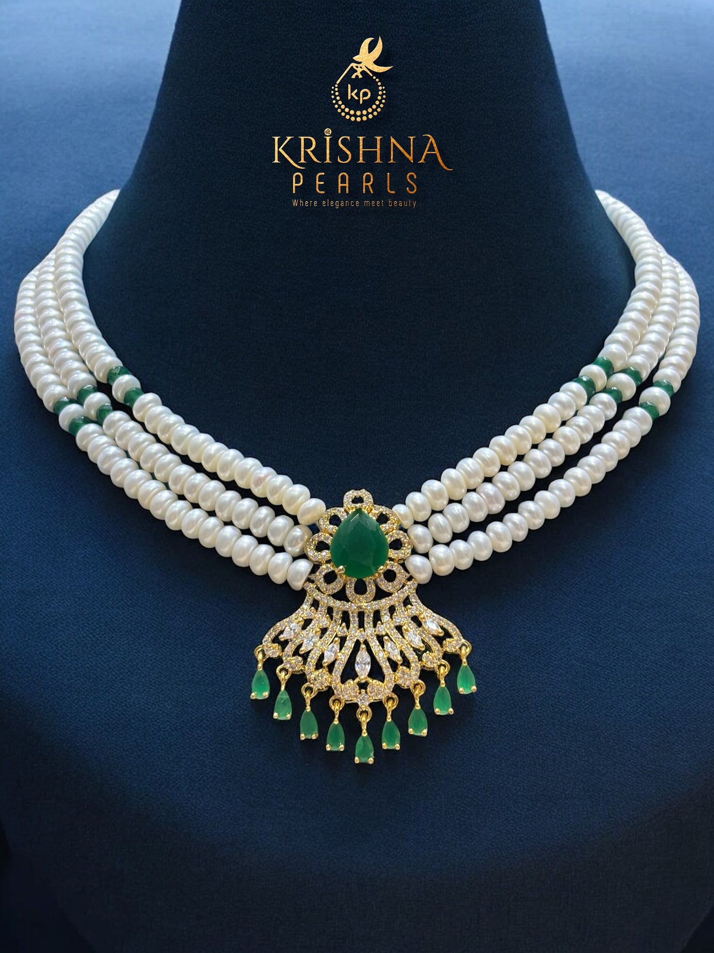 Emerald Empress Pearls Choker Set