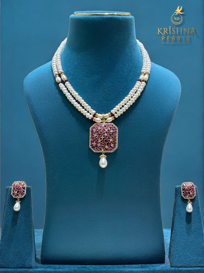 Royal Blue Sapphire Studded Pendent With Pearls Necklace Set