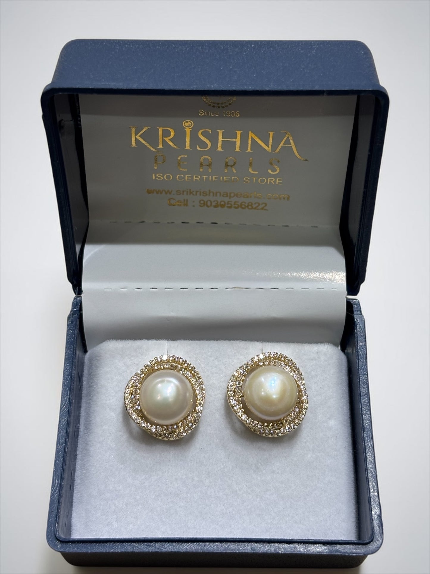 Big Pearl Studded Earrings