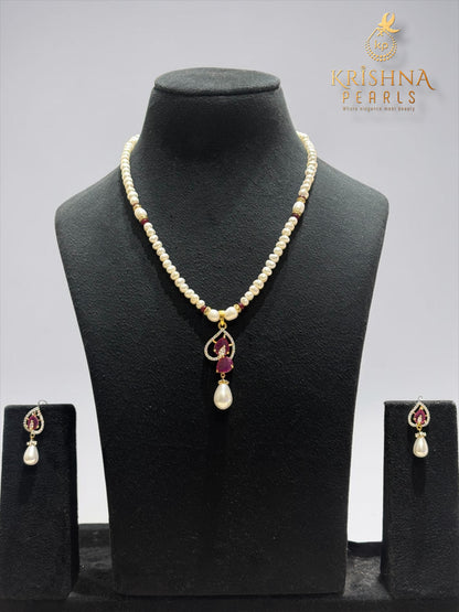 Adorable Emerals & Ruby Stone Pendent Set