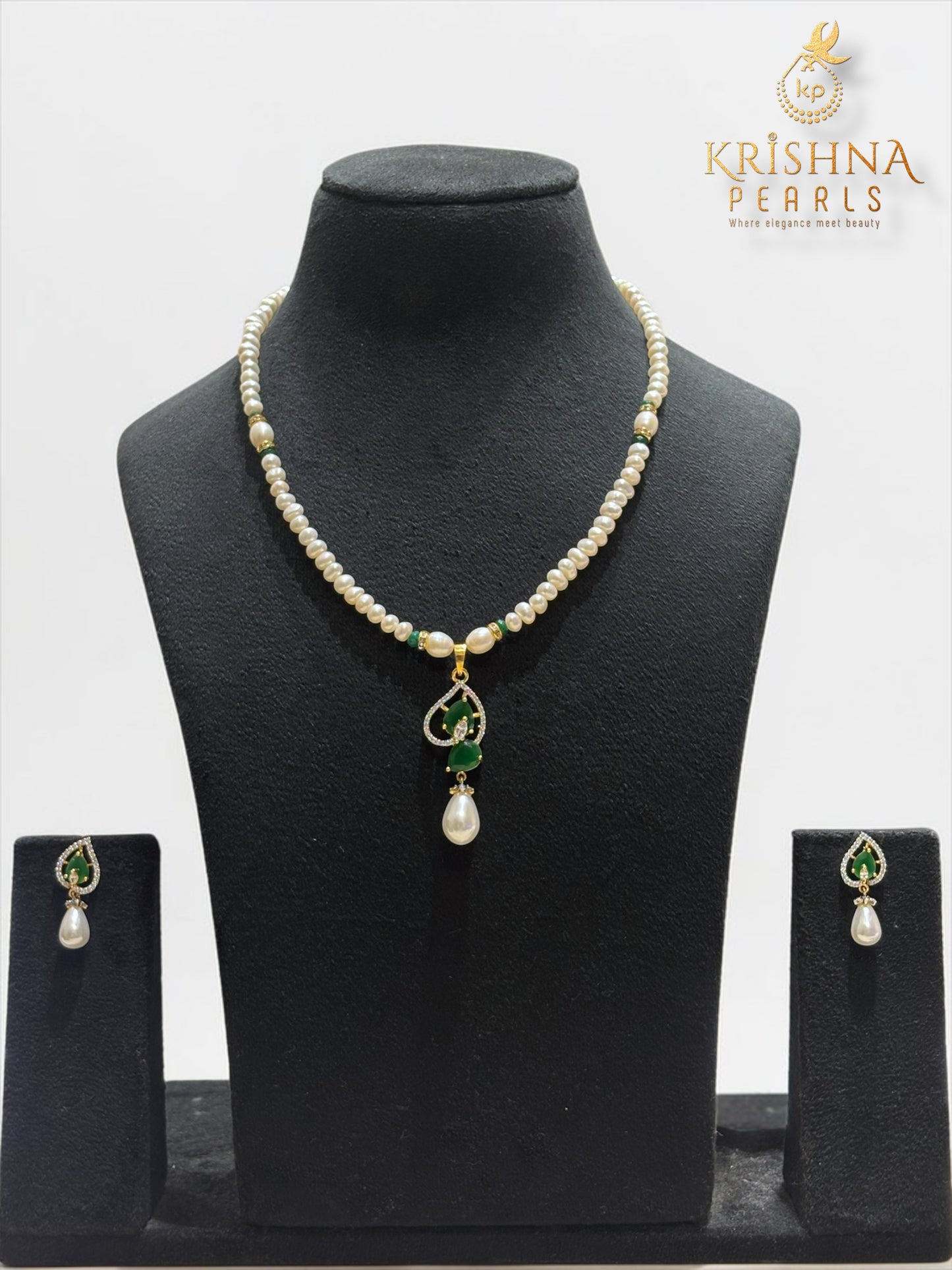 Adorable Emerals & Ruby Stone Pendent Set
