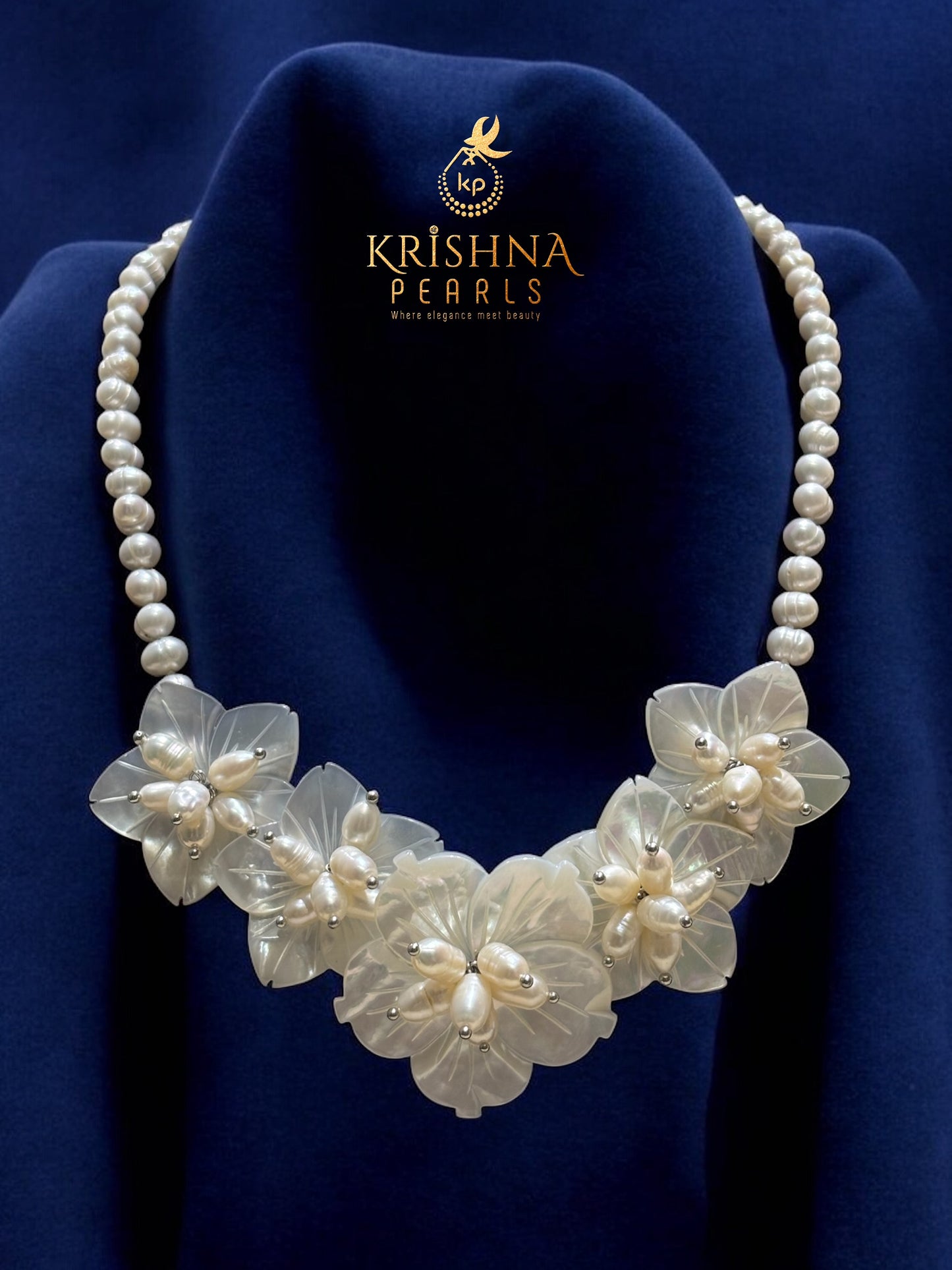 Adorable Floral White Pearl Necklace