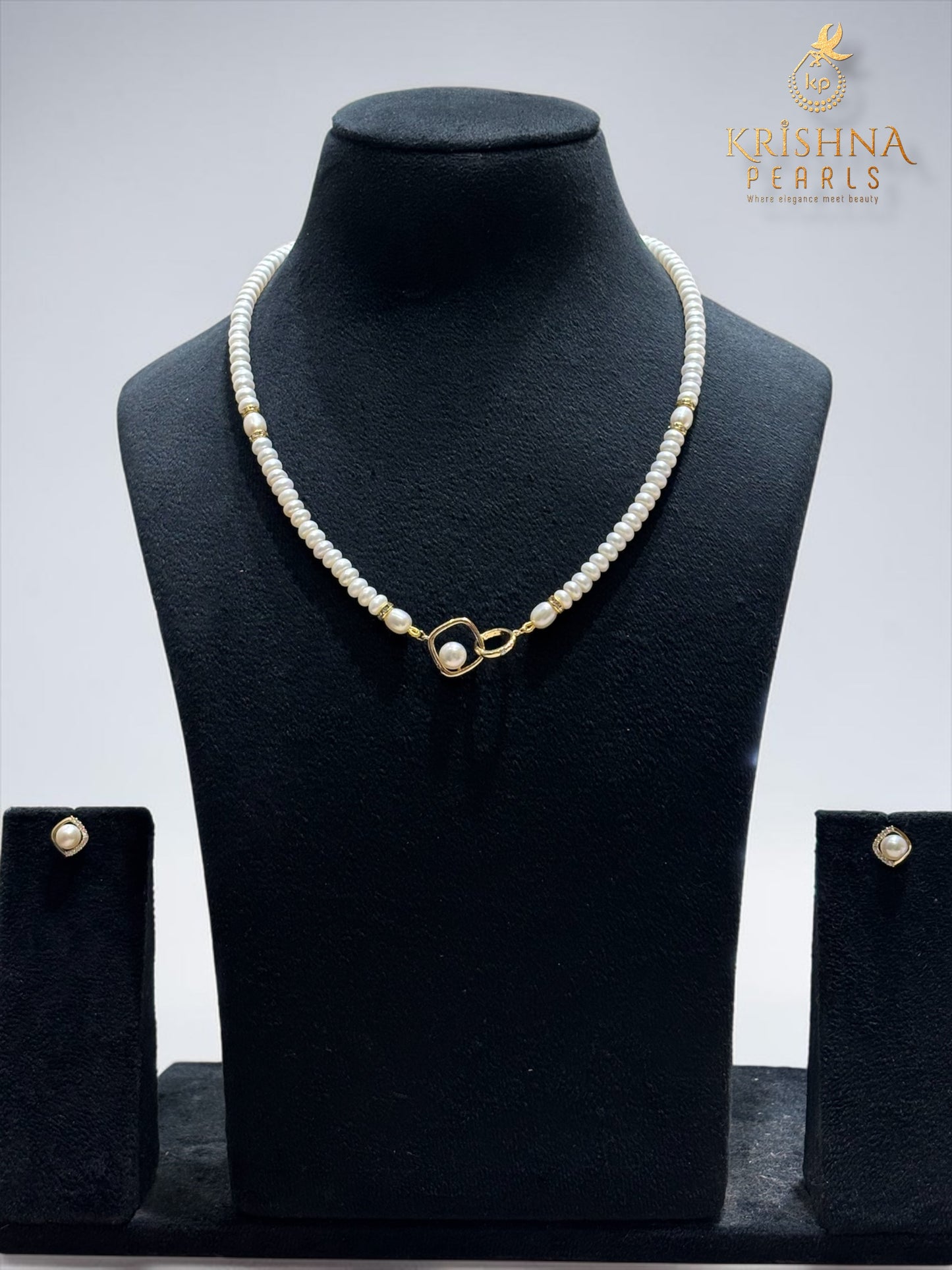 Real Pearls Single Layer Necklace Set