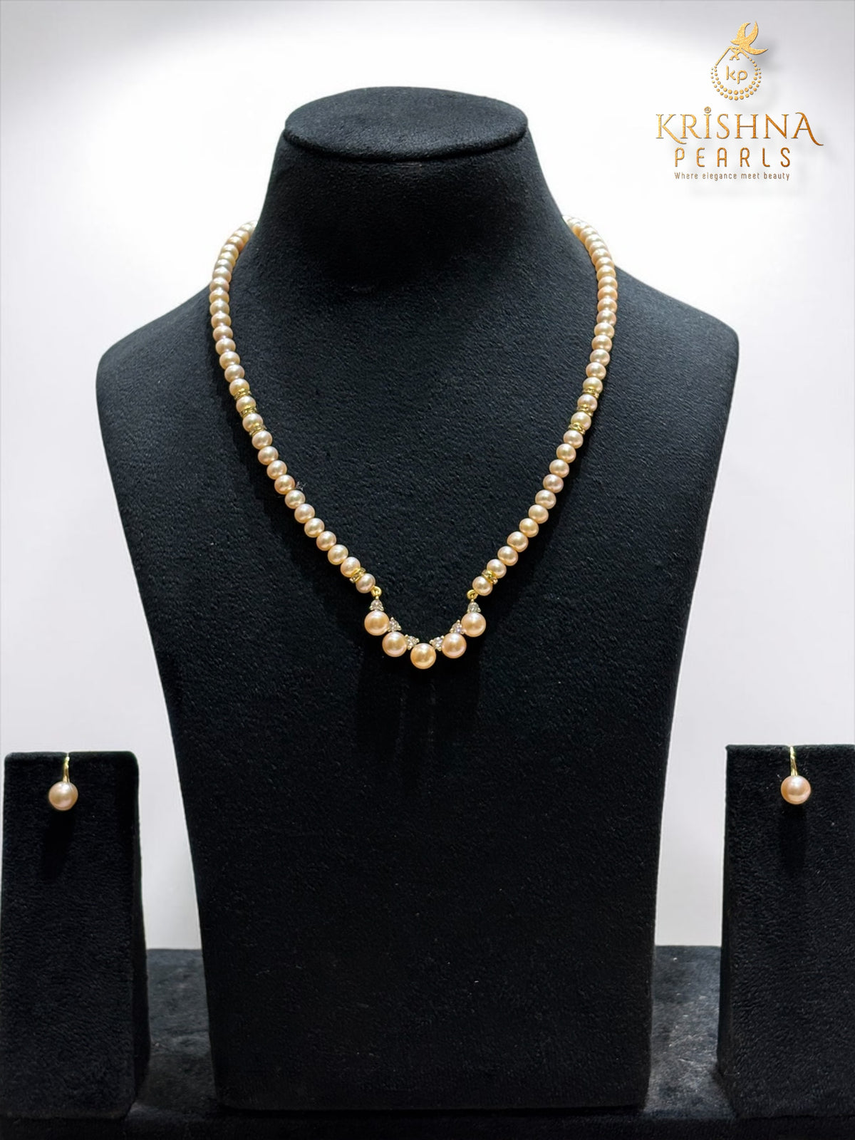 Beautiful Pink Pearl Single Line Pendent Set