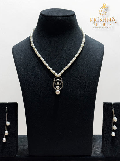 Adorable Blush Pearls Pendent Set