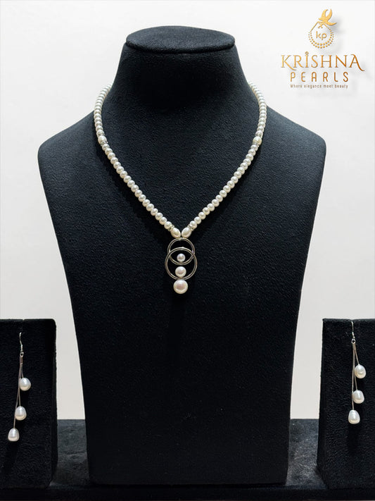 Adorable Blush Pearls Pendent Set
