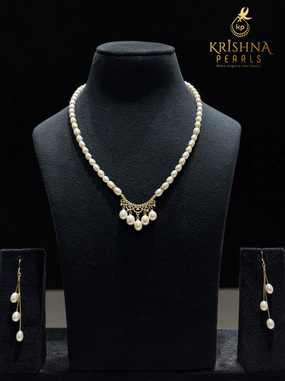 Royal Multicolour Single Line Pearls Pendent Set