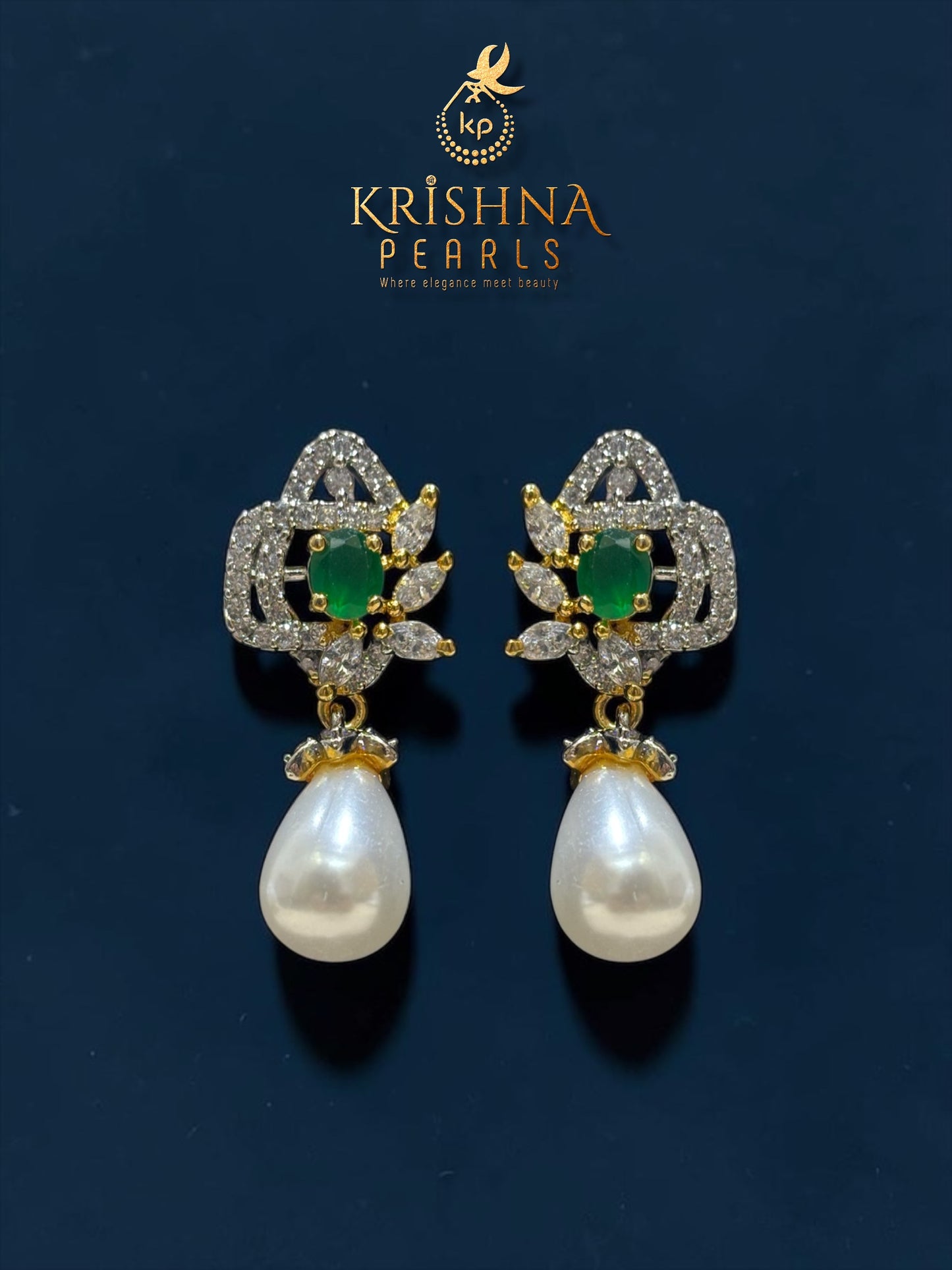 Beautiful Pearl Necklace Set
