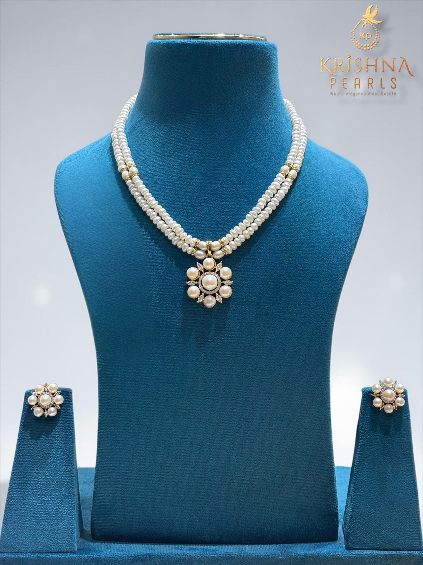 Big Pearls Studded Pendent Necklace Set
