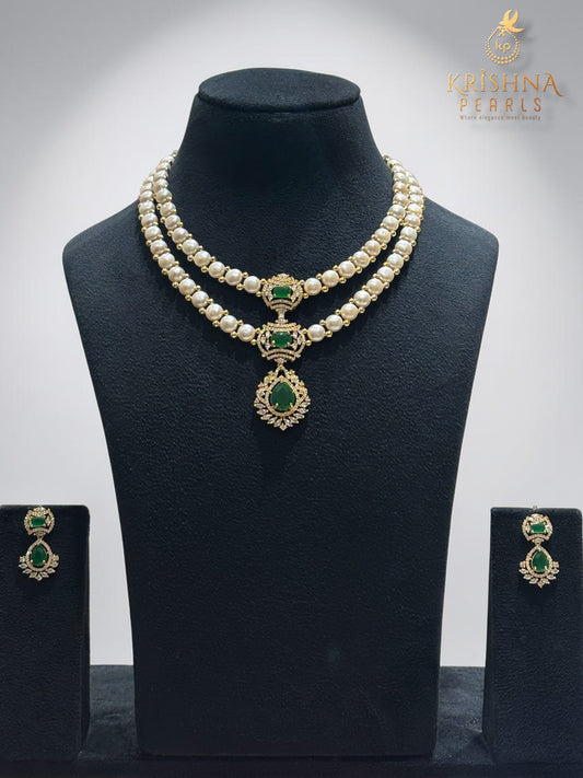Emerald Blossom Button Pearls Necklace Set