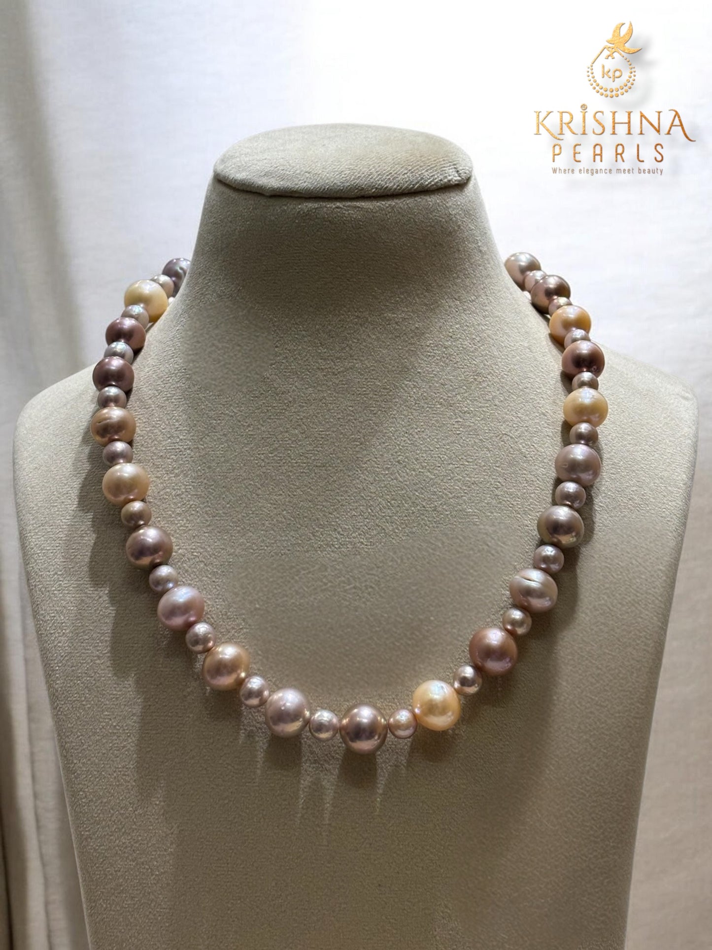 Luxurious Round Pearls Necklace Matching Bracelet - Premium AAA Quality