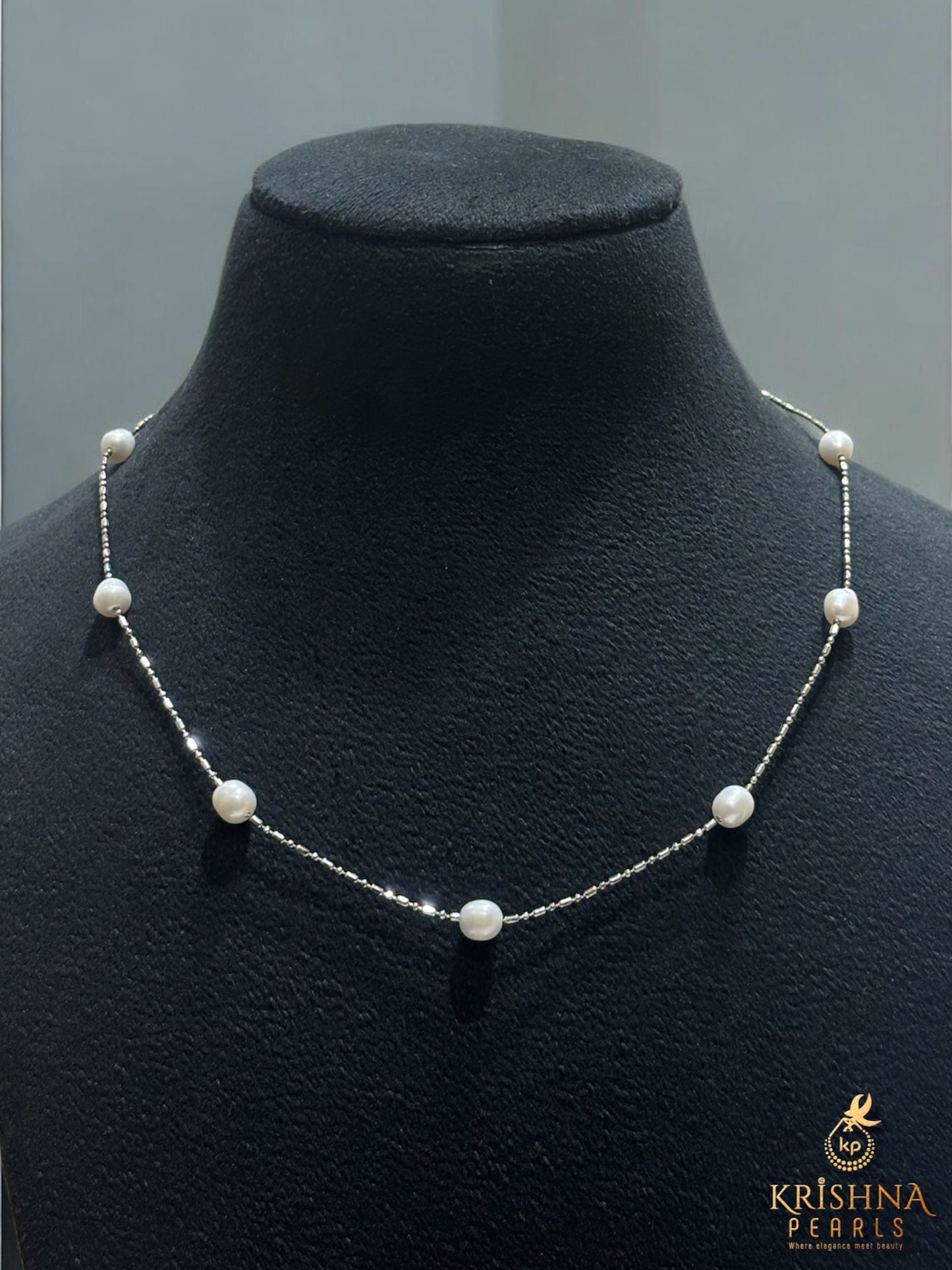 Fancy Pearls Chain