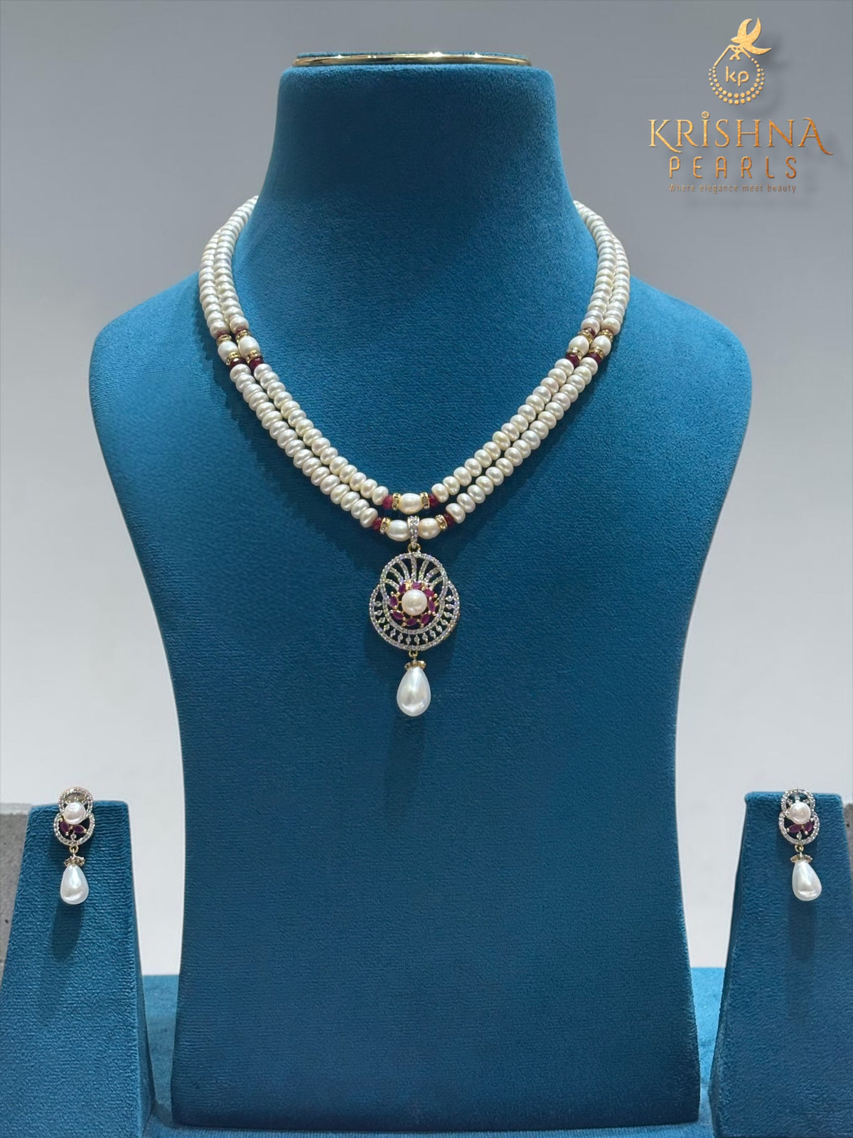 Real Pearls Necklace Set