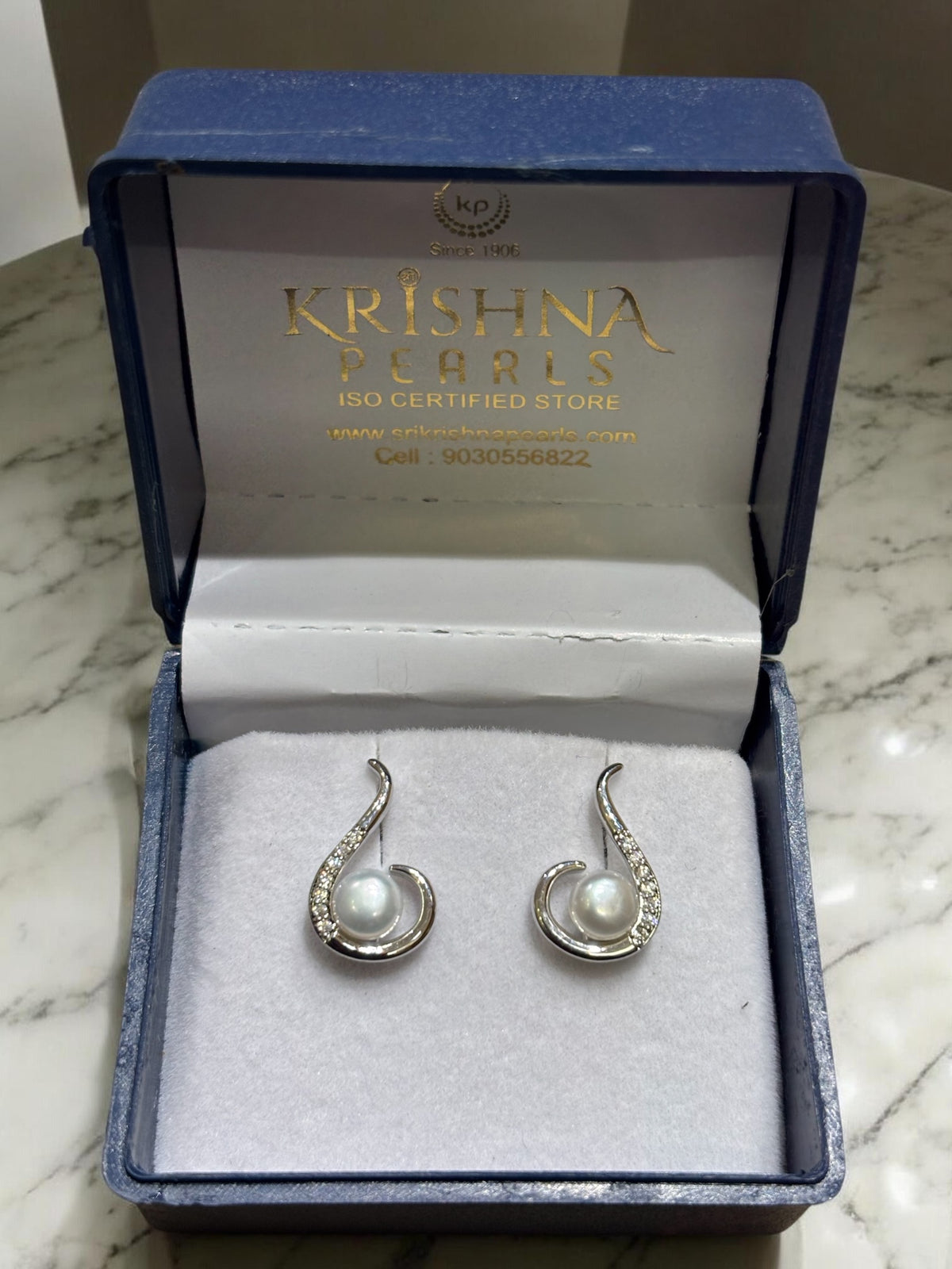 Cute Pearl Studded Earrings