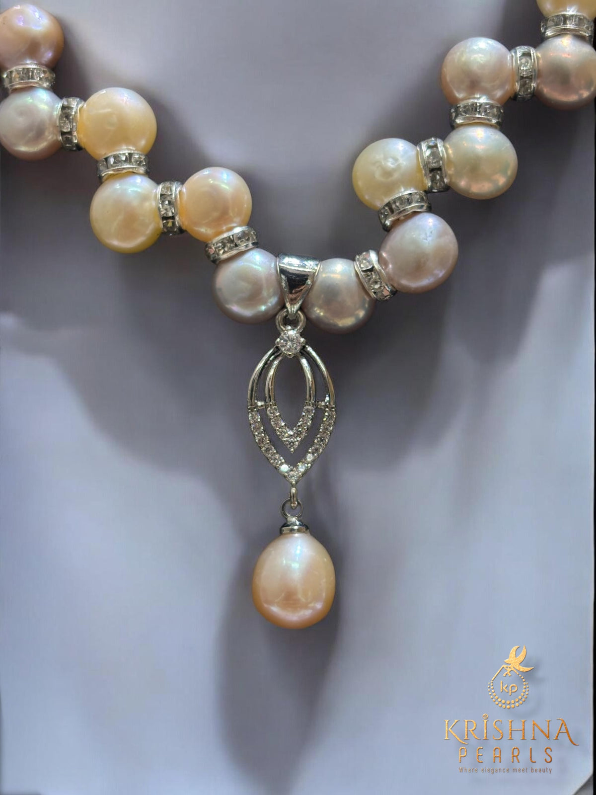 Cute Pink Button Pearls Necklace Set