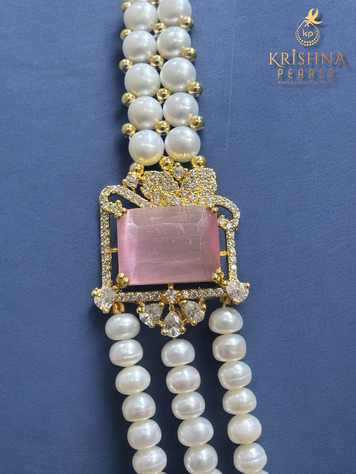 Designer Rose Quartz Two Side Broch Pearls Necklace Set