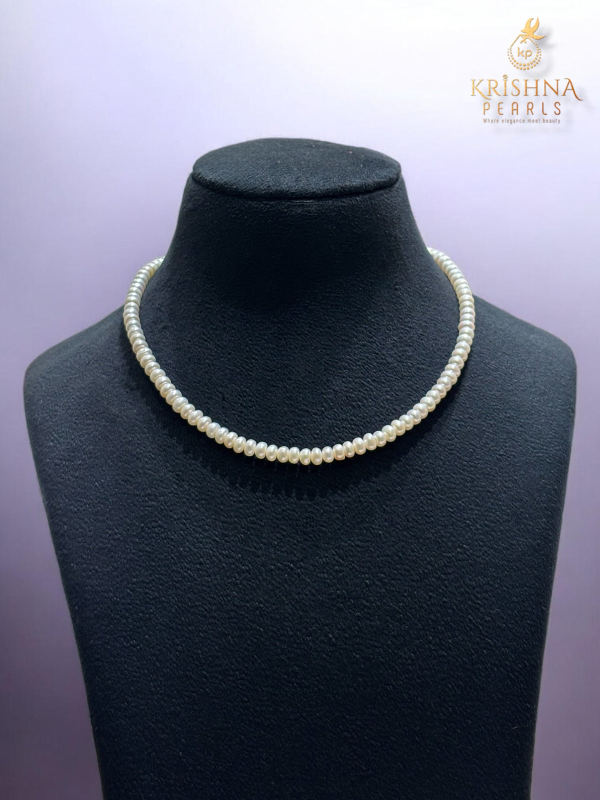 92.5 Silver Emerald Studded Pearls Necklace Set