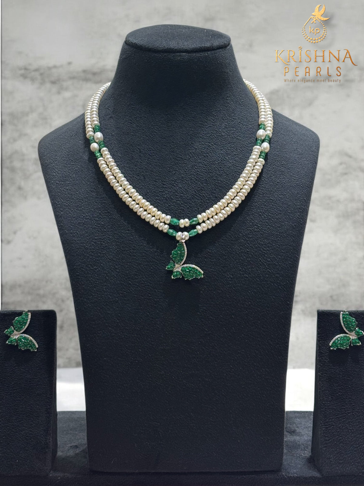 92.5 Silver Emerald Butterfly Duet With Pearls Necklace Set