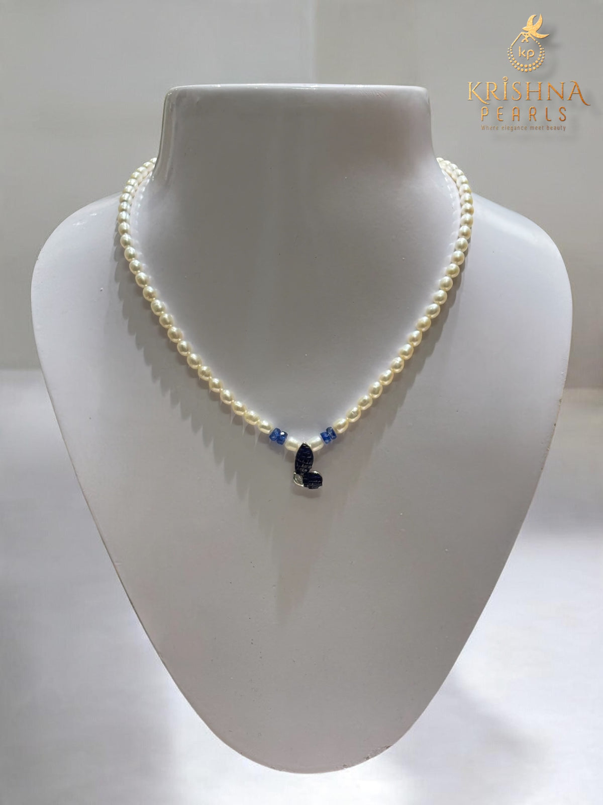 92.5 Silver Blue Sapphire Studded Pearls Necklace Set