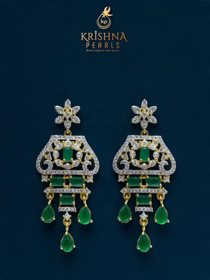 Elegant Emeralds Studded Three Layers Pearls Rani Haar Set