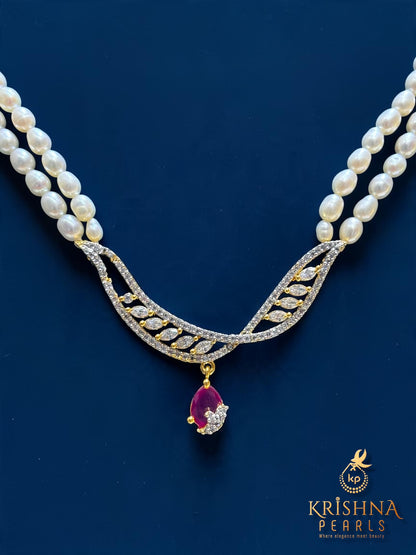 Minimalistic Ruby Studded Pendent With Pearls Necklace Set