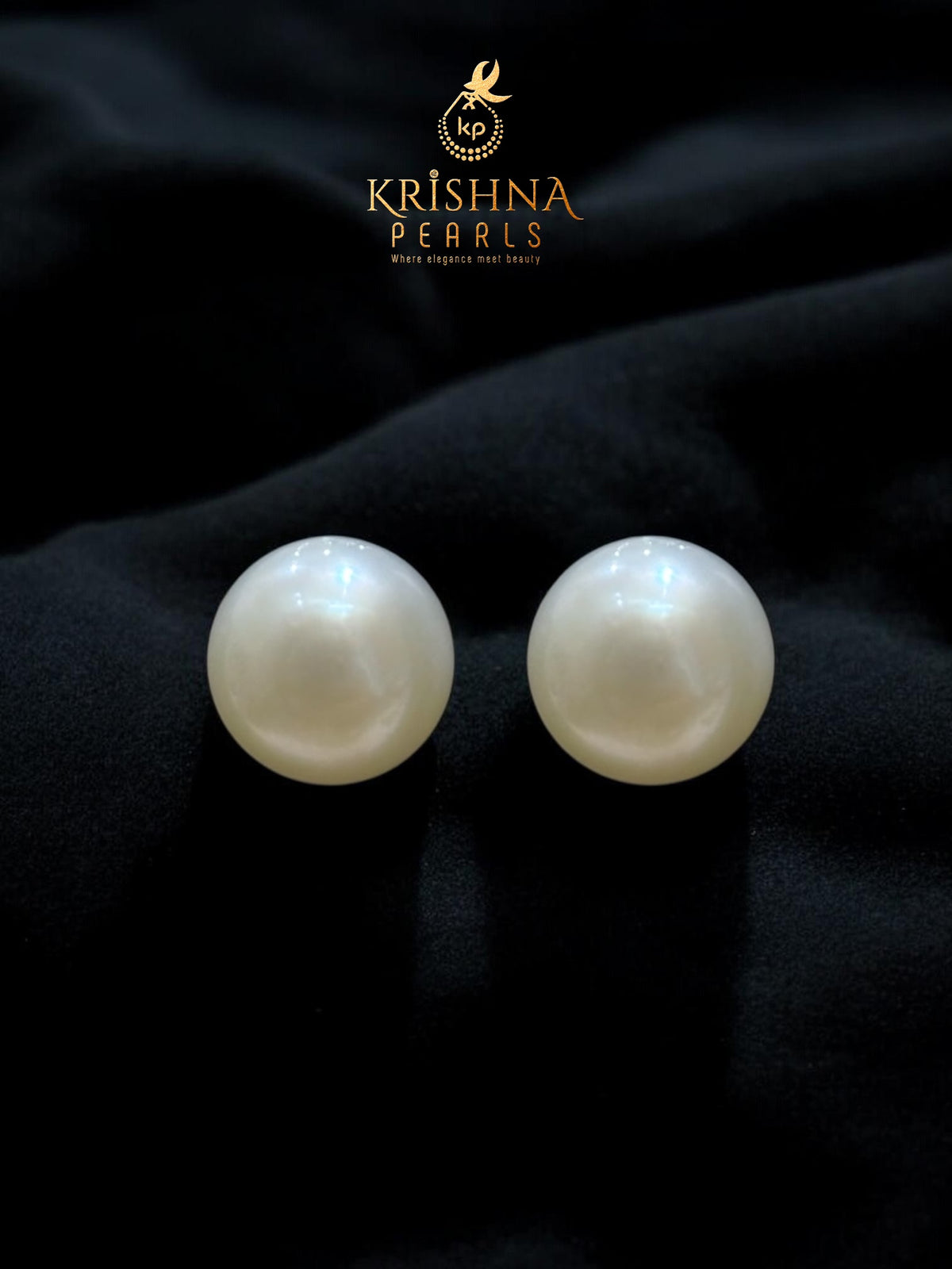 Classy White Button Pearls Necklace Set AAA Quality