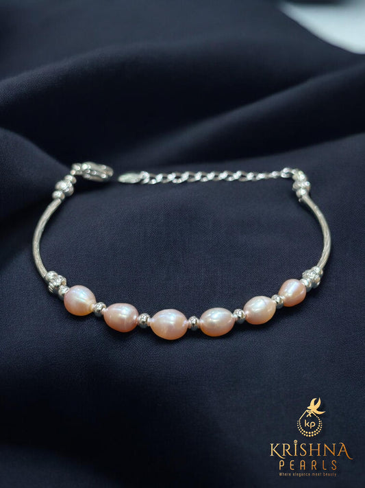 Beautiful Pink Pearls Beacelet