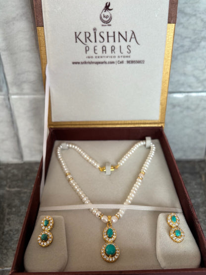 Natural Single Line Pearls with Turquoise Locket Set