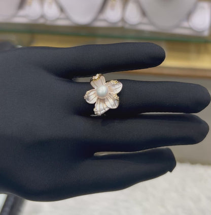 Adorable Pearl Bloom Adjustable Finger Ring
