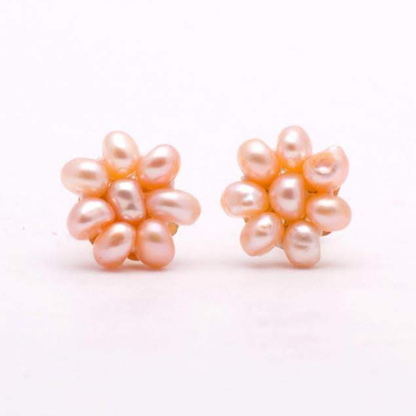 Simple Flower Pearl Studs Pink